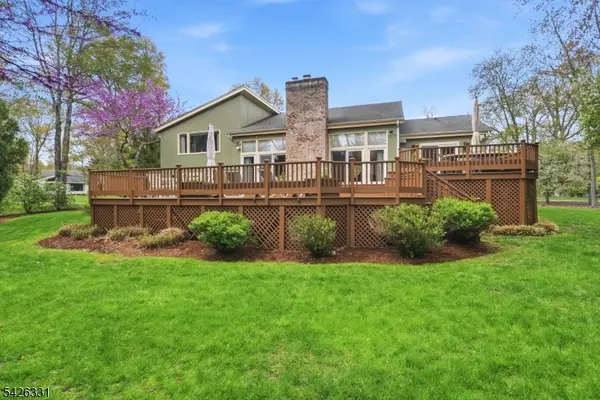 2 Exeter Ln, Morris Twp., NJ 07960