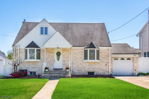 40 Winslow Ter, Fair Lawn Boro, NJ 07410