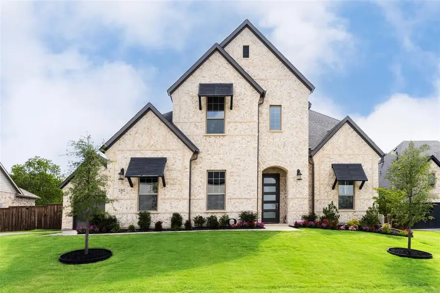 2302 Royal Dove Lane, Mansfield, TX 76063