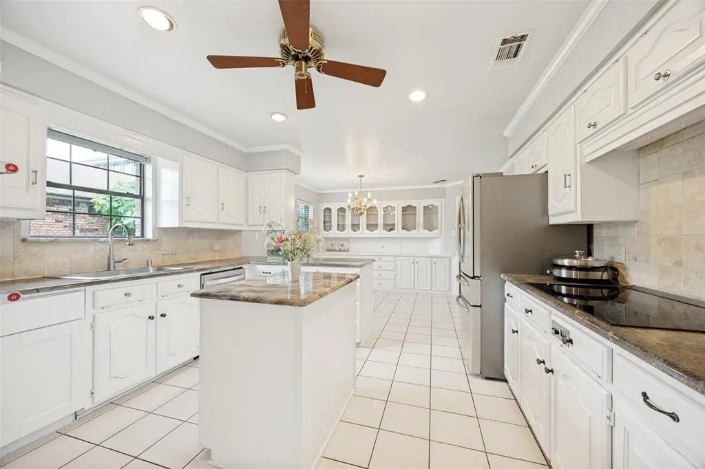 3306 Bluffview Drive, Garland, TX 75043