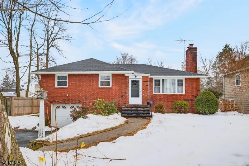 295 Tremont Ave, North Plainfield Boro, NJ 07063