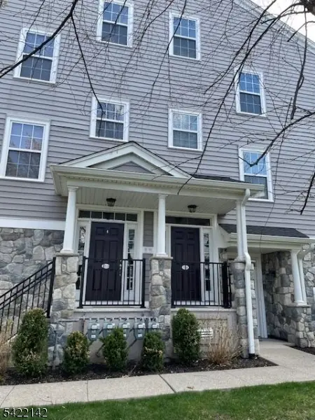 154 George Russell Way, Clifton City, NJ 07013