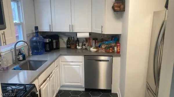 433 Preakness Ave, Paterson City, NJ 07502