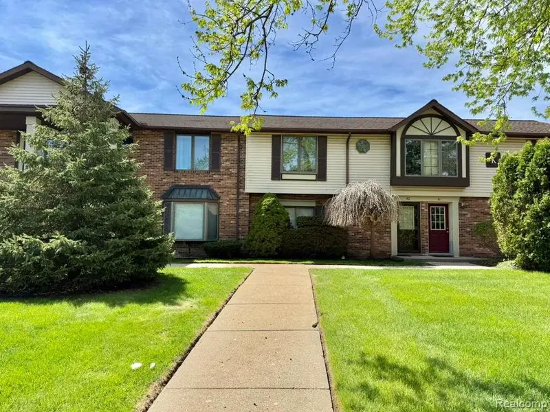2232 London Bridge DR #42, Rochesterhillscity_oakland, MI 48307