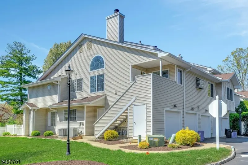 1 Danbury Court, Bedminster Twp., NJ 07921