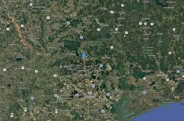 855 W Santa Fe Street, Conroe, TX 77301