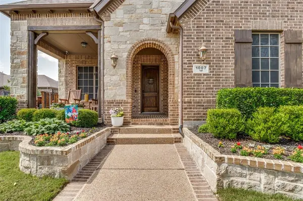 1007 Ivy Charm Way, Arlington, TX 76005