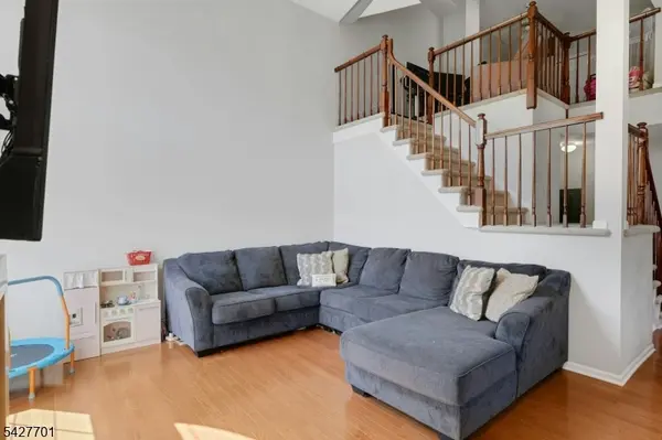 1 Danbury Court, Bedminster Twp., NJ 07921