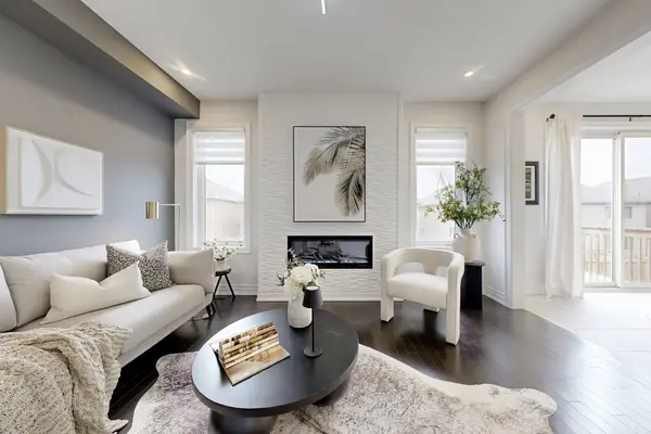 116 Carriage Shop BND, East Gwillimbury, ON L9N 0Y3