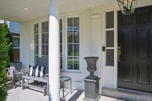 1594 Calumet PL, Mississauga, ON L5J 3A9