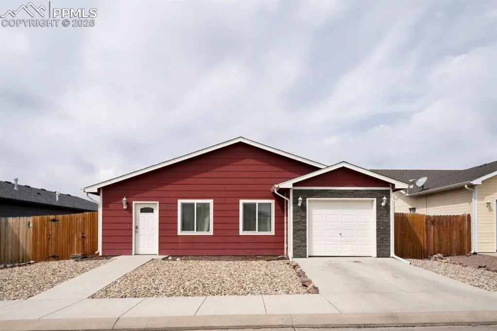 823 Juliana CT, Canon City, CO 81212