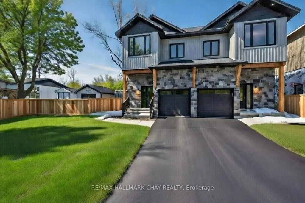 28 rose AVE, Orillia, ON L3V 6B4