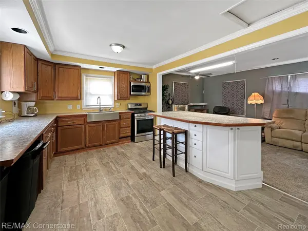 391 Arcola ST, Inkstercity_wayne, MI 48141