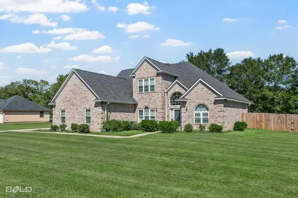 5882 Sunset Trace Drive, Keithville, LA 71047