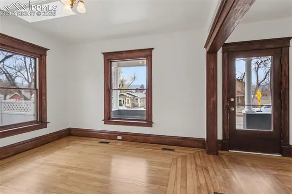 1029 N Arcadia ST, Colorado Springs, CO 80903