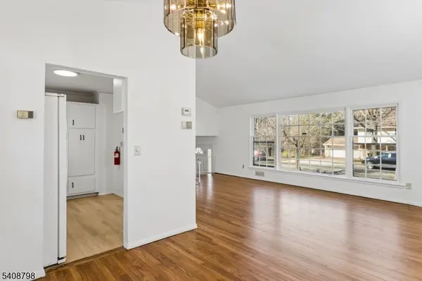 39 Gage Rd, East Brunswick Twp., NJ 08816