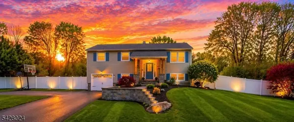 15 Windsor Dr, Jefferson Twp., NJ 07438