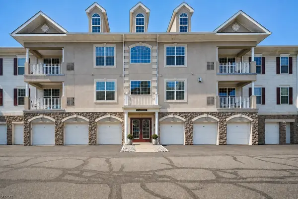 3 Slate Ct #D-1, Woodland Park, NJ 07424