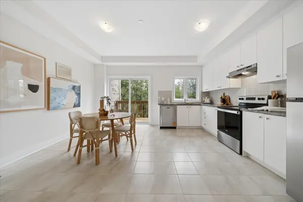 79 Marret LN, Clarington, ON L1B 0X2