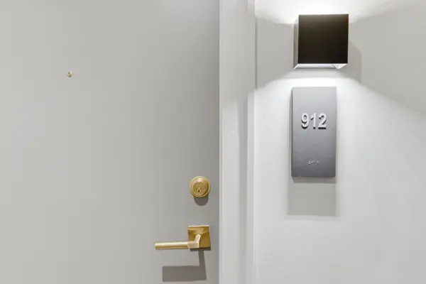 2 Manderley DR #912, Toronto E06, ON M1N 0C7