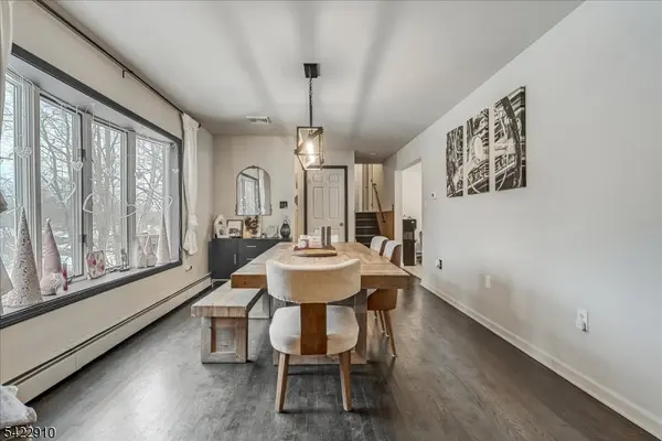 9 River View Dr, Hardwick Twp., NJ 07825