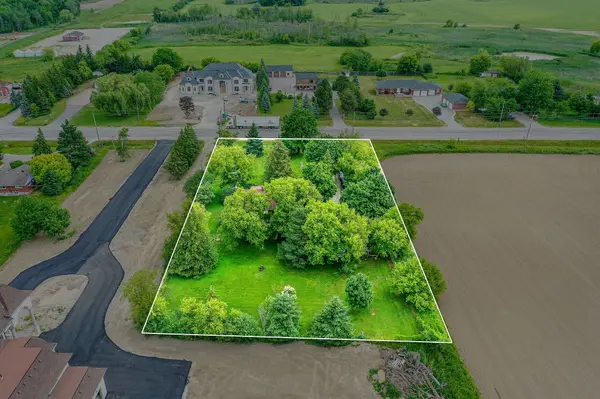 15208 Airport RD N, Caledon, ON L7C 2W7