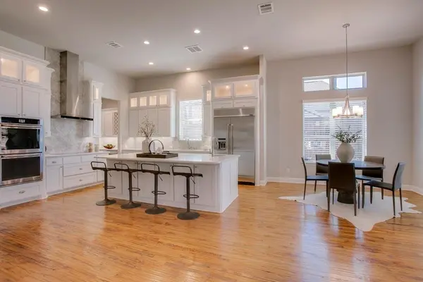 904 Charleston Drive, Southlake, TX 76092