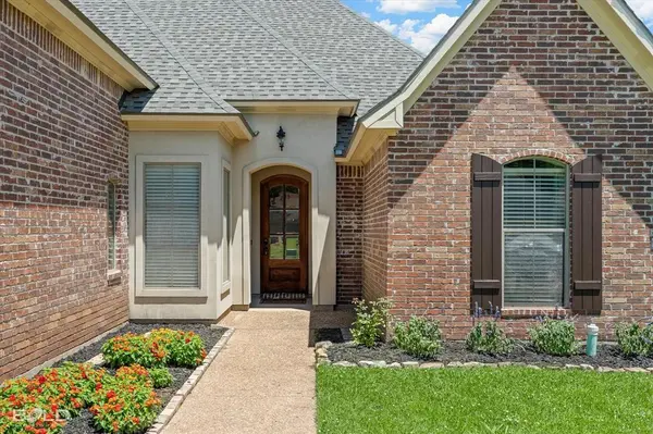 1109 Laurel Creek Drive, Shreveport, LA 71106