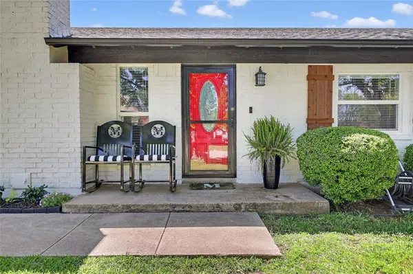 710 Ridgeway Road, Joshua, TX 76058