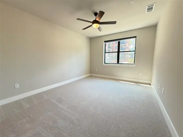 3255 Carlisle Street #1202, Dallas, TX 75204