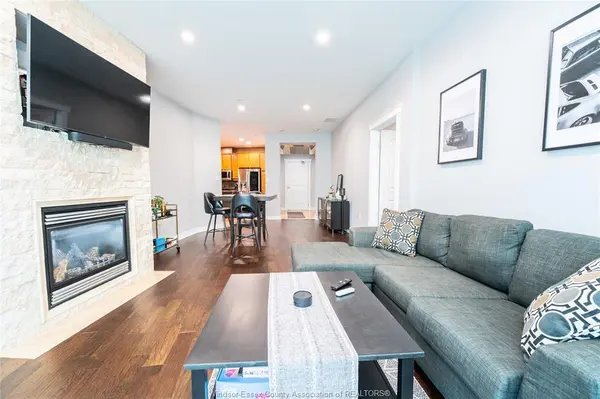 1225 RIVERSIDE Drive West #103, Windsor, ON N9A 0A2
