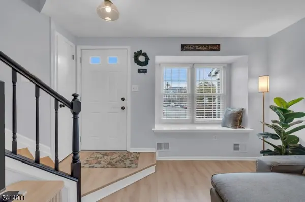 85 Wood Duck Ct, Allamuchy Twp., NJ 07840