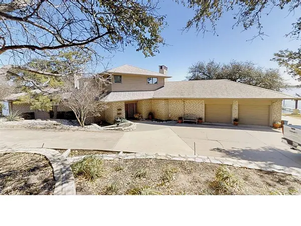 4917 Rio Vista Drive, Granbury, TX 76049