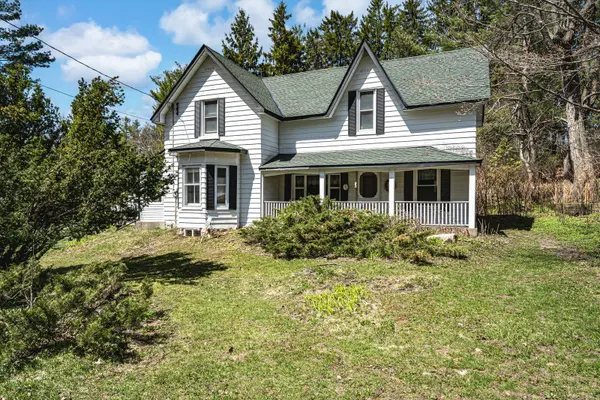 90 Doran RD, Springwater, ON L9X 0L5