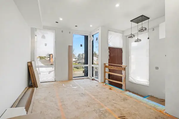 840 Alpine AVE, Britannia Heights - Queensway Terrace N And Area, ON K2B 5R6