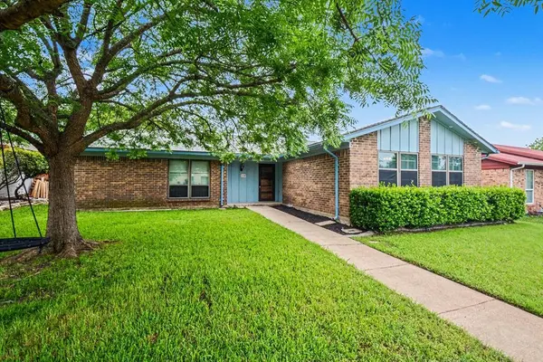1738 Glouchester Drive, Garland, TX 75044