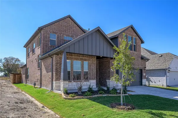 613 Brazos Drive, Van Alstyne, TX 75495