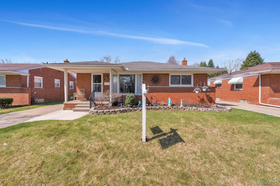 8701 Glengary ST, Dearbornheightscity_wayne, MI 48127