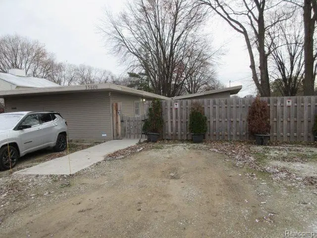 35600 UNION LAKE RD #A, Harrisonchartertownship_macomb, MI 48045