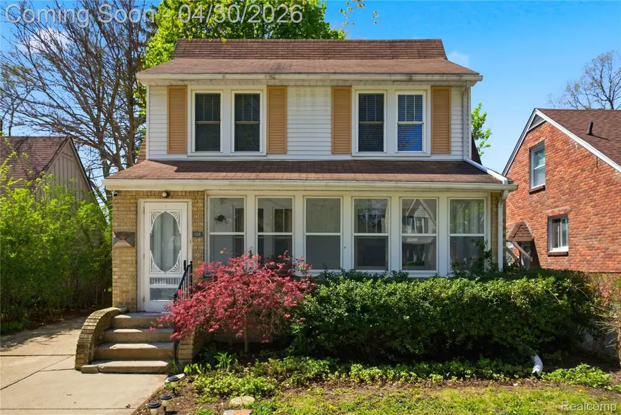 135 N Connecticut AVE, Royal Oak, MI 48067