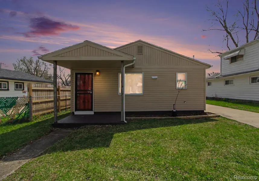 27025 Notre Dame ST, Inkstercity_wayne, MI 48141