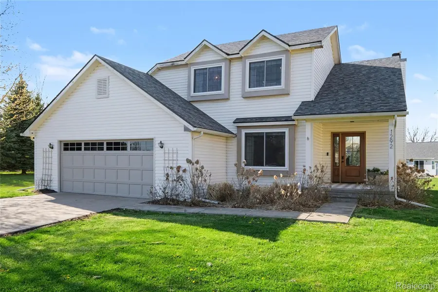 1292 Theresa DR, Fentonchartertownship_genesee, MI 48430