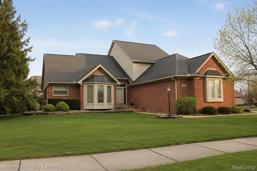 55206 Leonard CT, Shelbychartertownship_macomb, MI 48316