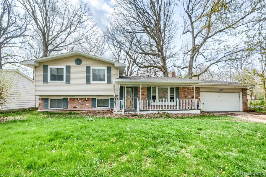 1173 Pickwick PL, Flintchartertownship_genesee, MI 48507