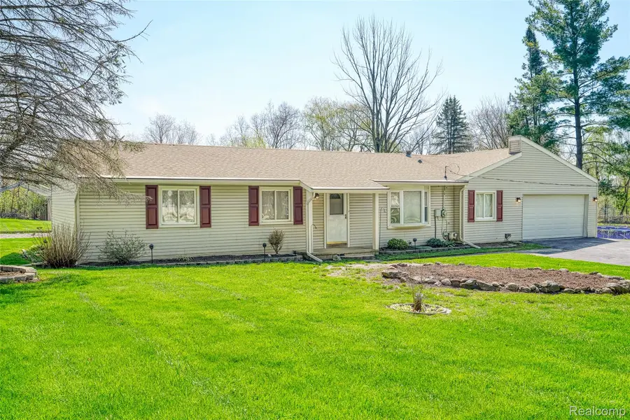 11891 Post LN, Greenoaktownship_livingston, MI 48178