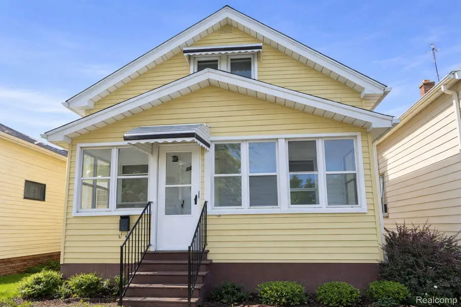 11819 Fleming ST, Hamtramckcity_wayne, MI 48212