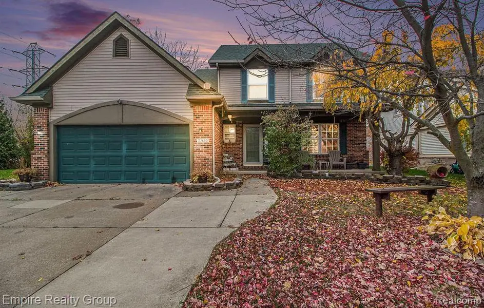 23840 Brentwood DR, Brownstownchartertownship_wayne, MI 48183