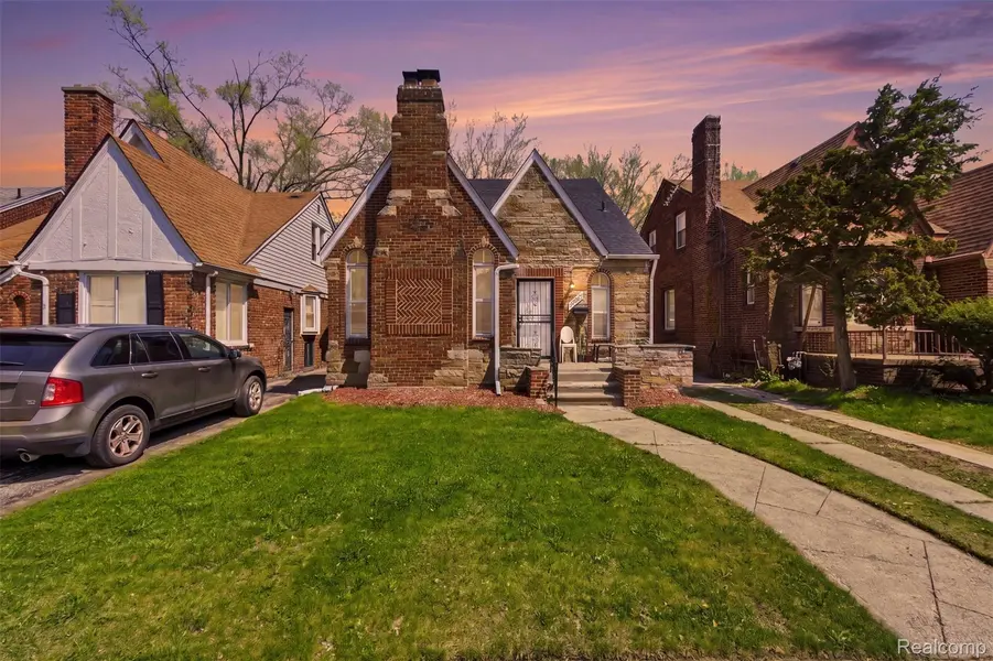 18966 San Juan DR, Detroitcity_wayne, MI 48221