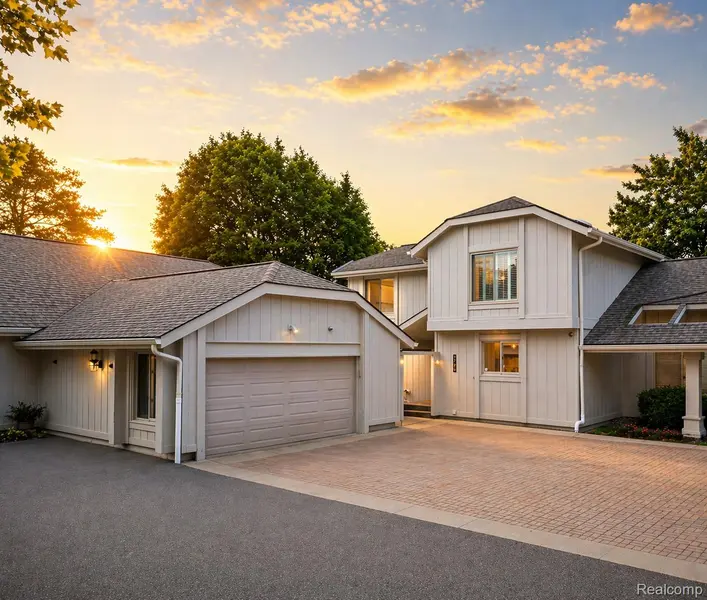 1795 Golf Ridge DR, Bloomfieldhillscity_oakland, MI 48302