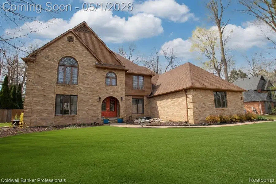 1345 Kings Pointe RD, Grandblanccity_genesee, MI 48439